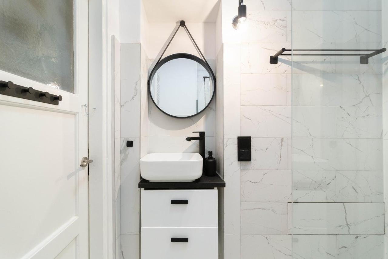 Glamorous And Brand New 2 Bedroom 크라쿠프 외부 사진
